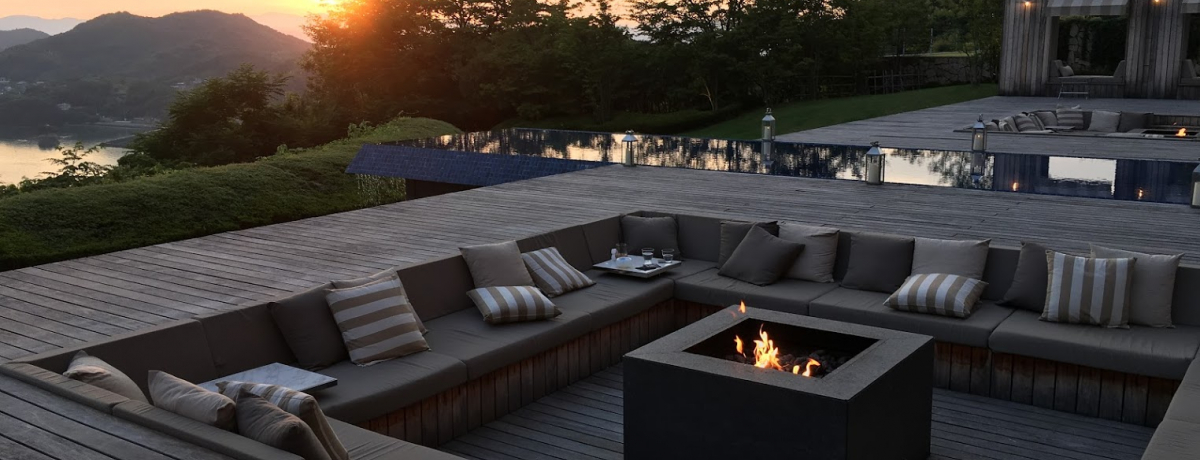 ˓̐iBƃ][gxrX^ Xp}[iŗDȃoJX