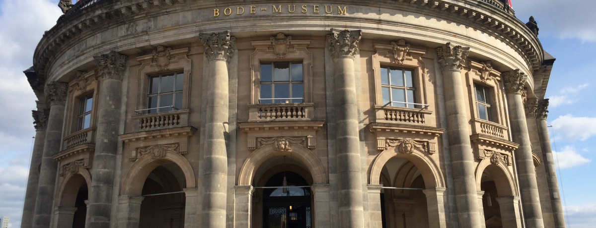 �ݏZ�o���҂�������h�C�c�c�A�[�̑I�ѕ� �`�|�C���g���ڂ�������`