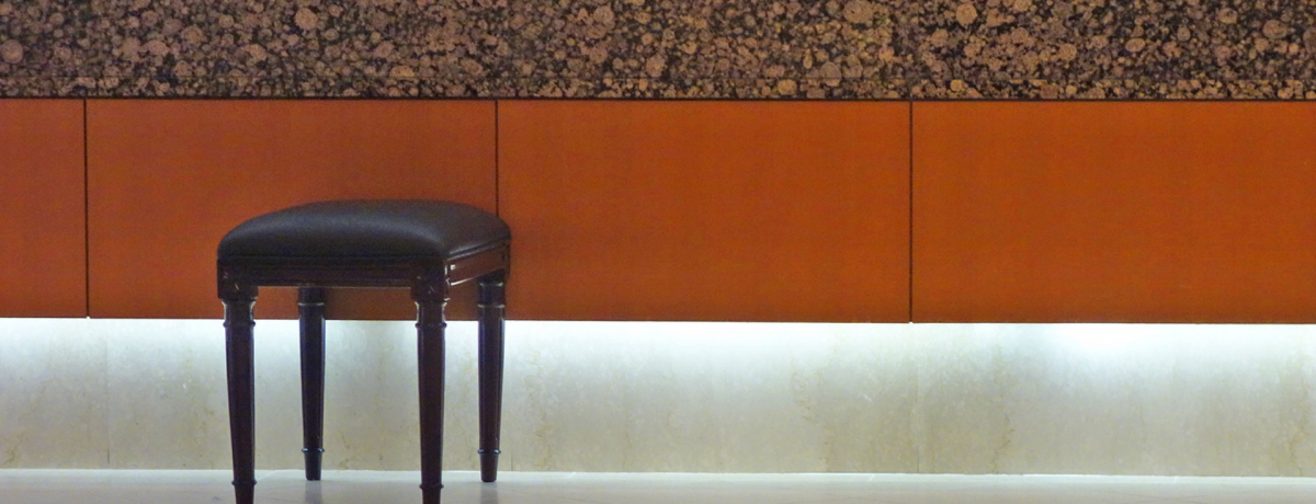 �z�e���◷�ق̃`�F�b�N�C���E�`�F�b�N�A�E�g���Ăǂ��s���H