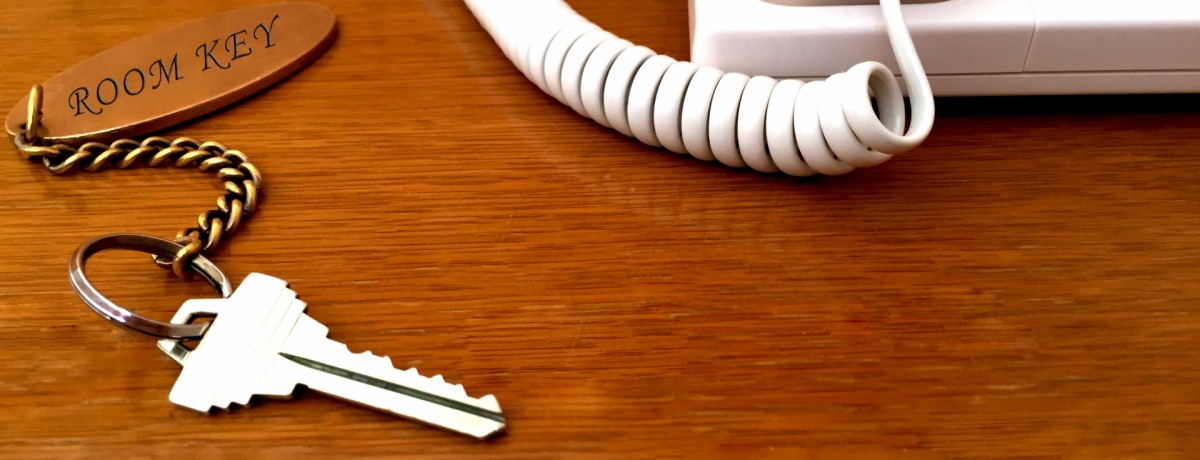 �z�e���E���قŖY�ꕨ�I�A���͗���́H�󂯎����@�́H