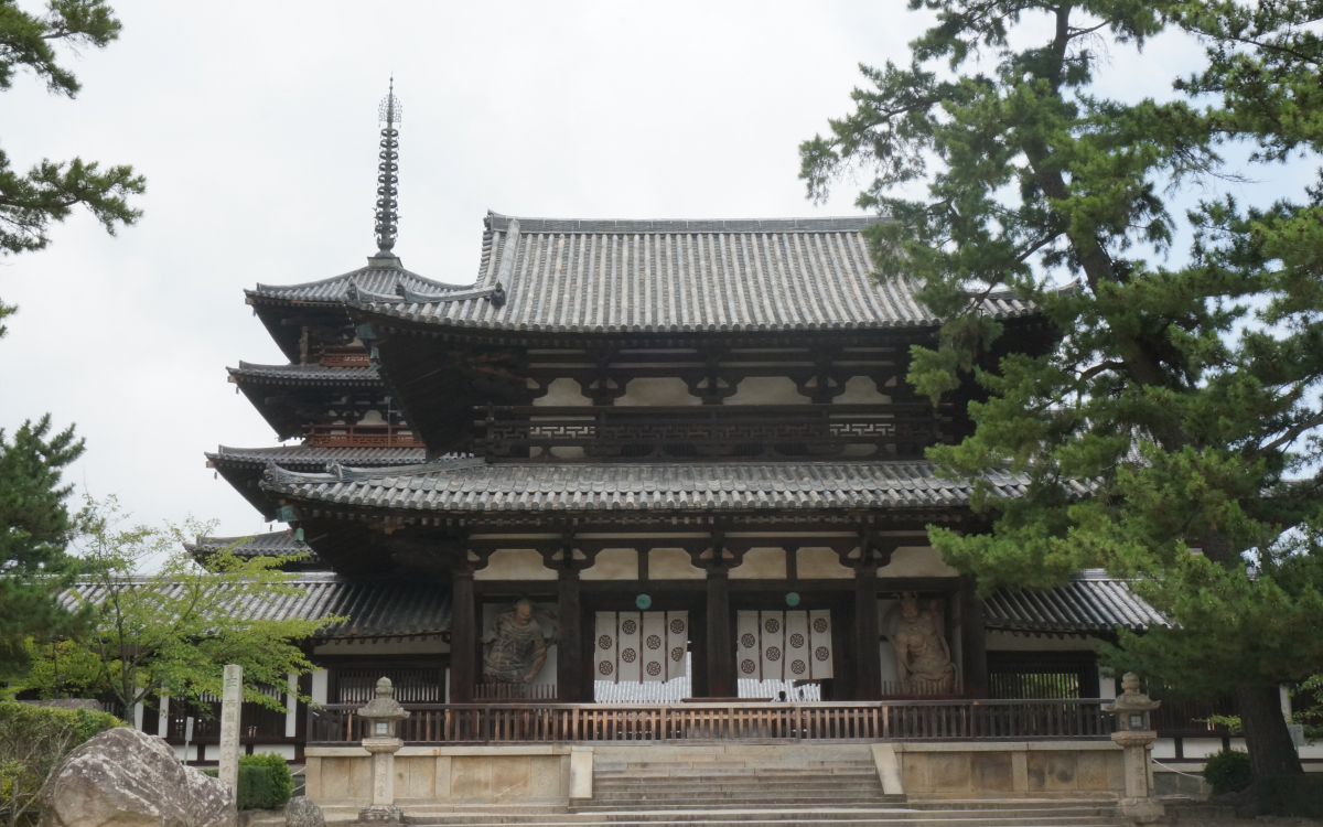 日本初の世界遺産。奈良・法隆寺は世界最古の木造建築でパワーも最高