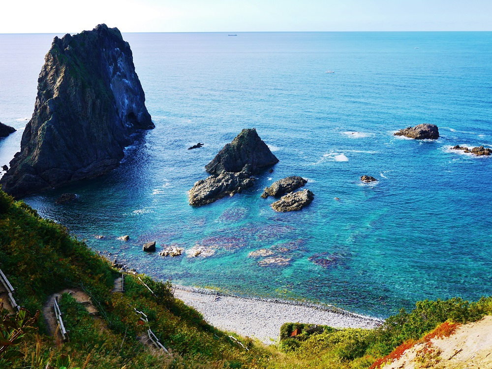トンネルを抜けると積丹ブルーの絶景!北海道「島武意海岸」 | 北海道 トンネルを抜けると積丹ブルーの絶景!北海道「島武意海岸」 | 北海道