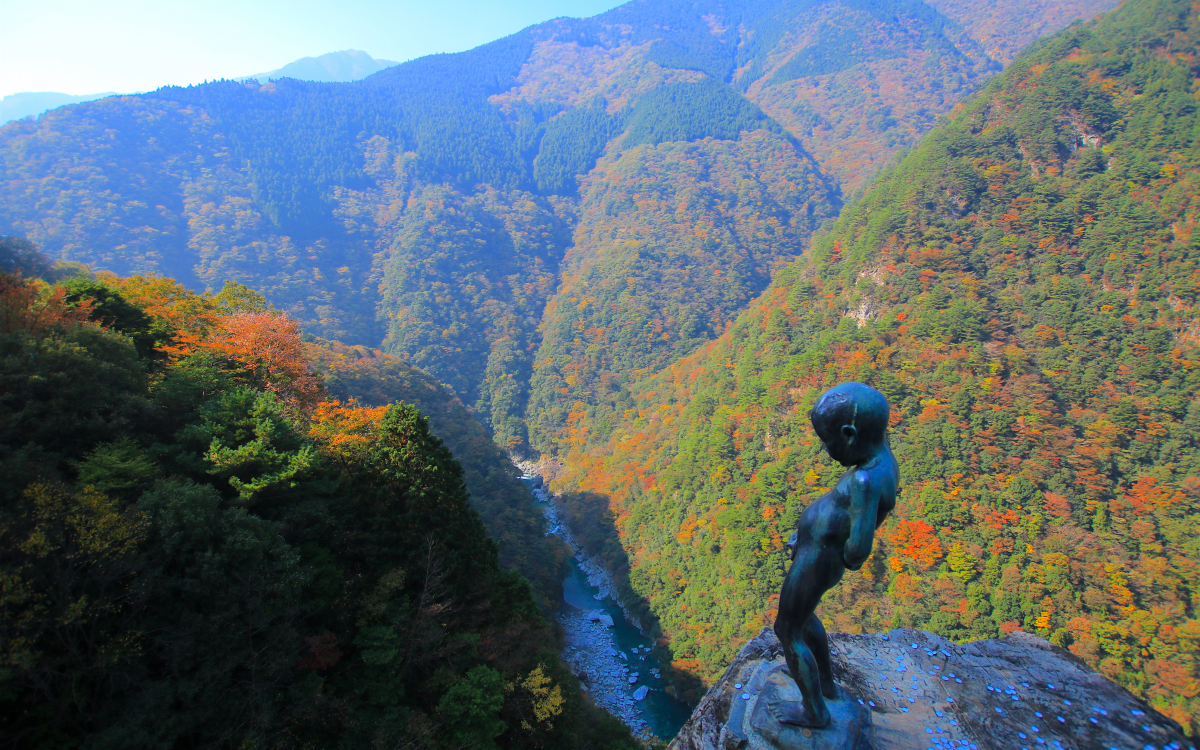 剣山や祖谷渓！徳島の秘境を満喫！1泊2日モデルコース | 徳島県