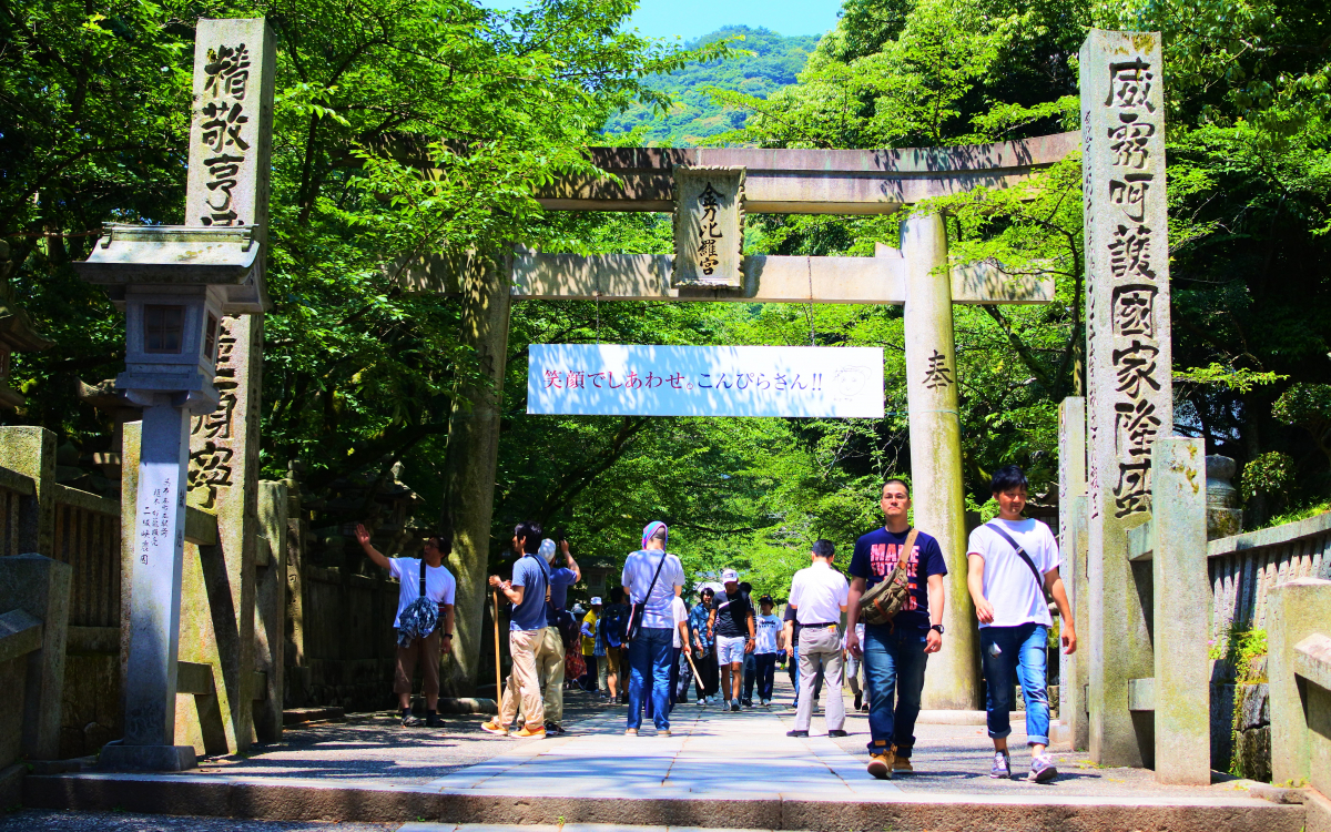 江戸時代から続く庶民の憧れ！香川「金刀比羅宮」のこんぴら参り