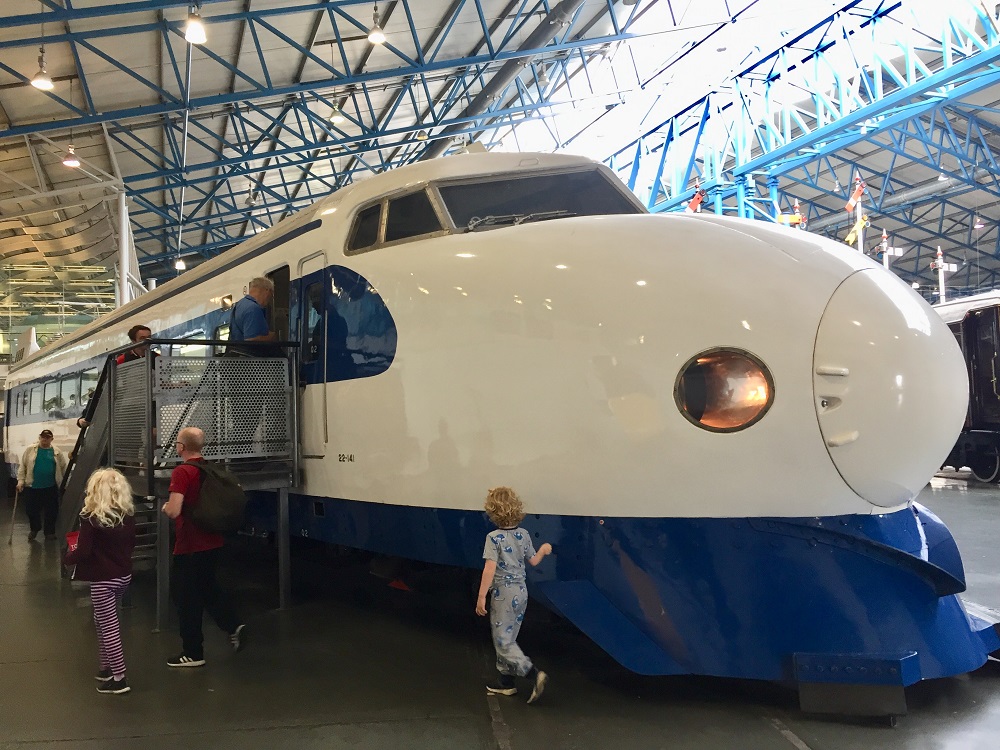 新幹線0系の晴れ姿を見に行こう！英「国立ヨーク鉄道博物館