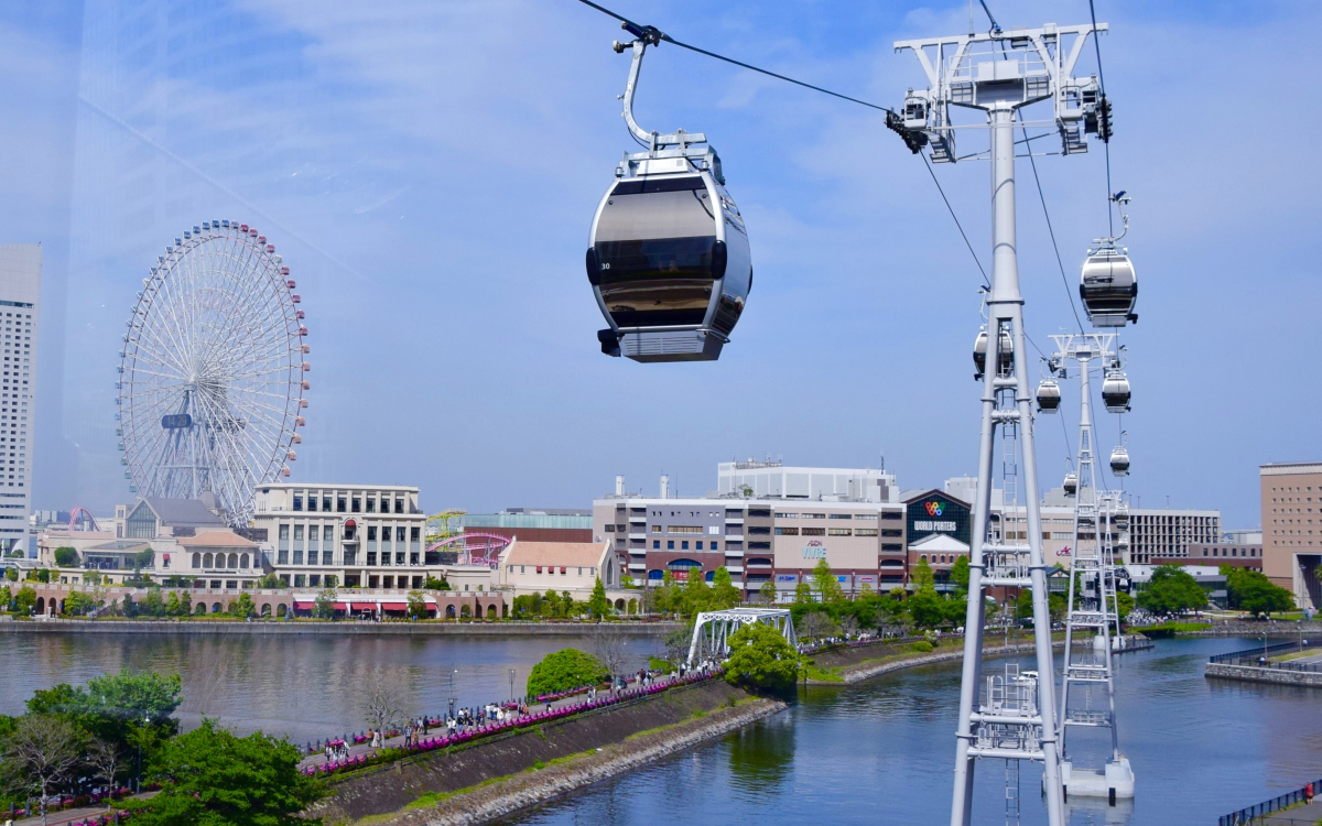 日本画   横浜 ランドマーク&ロープウェイ YOKOHAMA AIR CABIN」横浜みなとみらいにロープウェイが登場