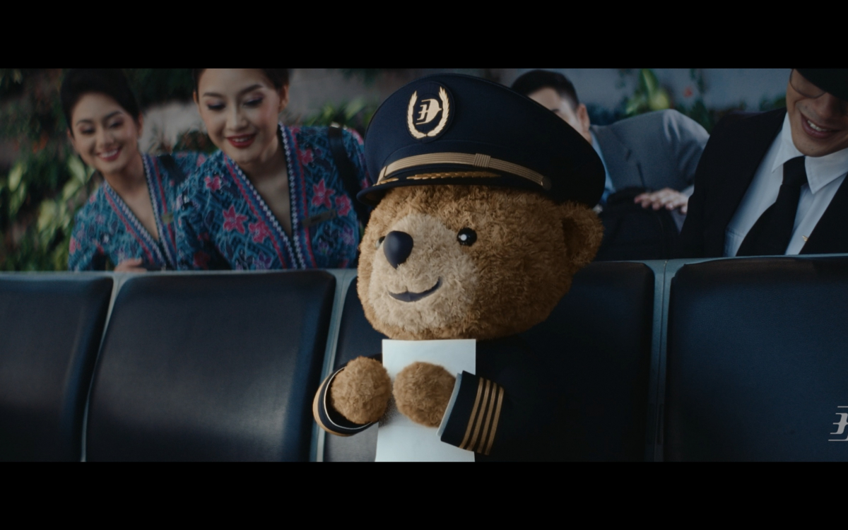 マレーシア航空の新CMが3月10日から公開！かわいすぎるパイロット