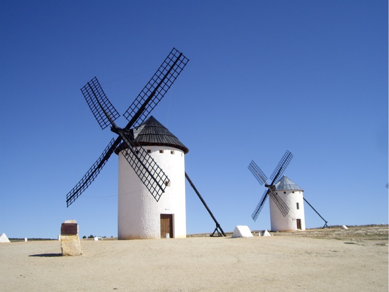 ドン・キホーテの風車の村！スペイン「カンポ・デ・クリプターナ」に行