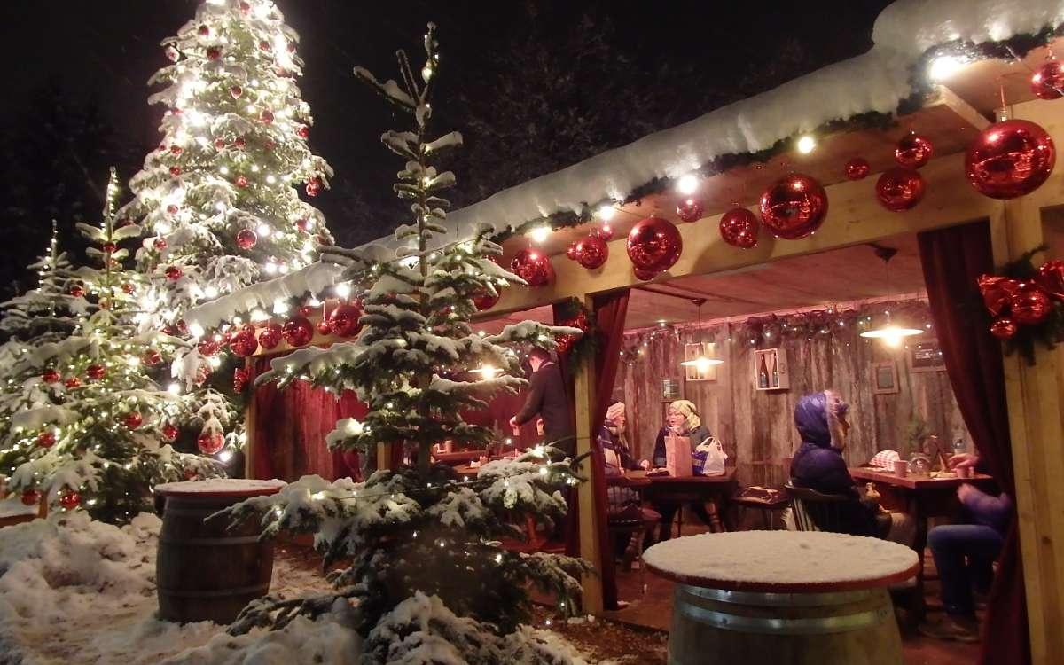 世界遺産の町「ザルツブルグ」の煌めくクリスマスマーケット