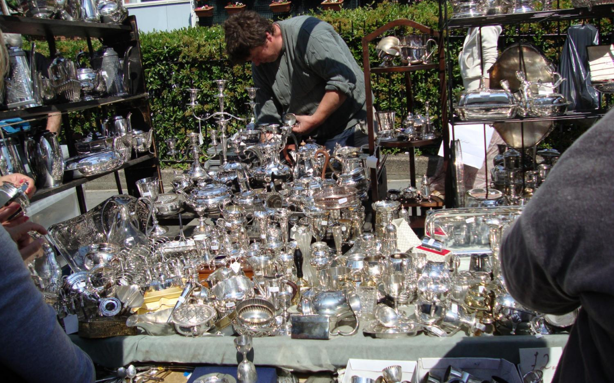 レア イギリス ヴィンテージアンティーク 蚤の市 ヨーロッパ シルバー 19世紀 ロンドンでアンティーク三昧 掘り出し物が必ず見つかるマーケット