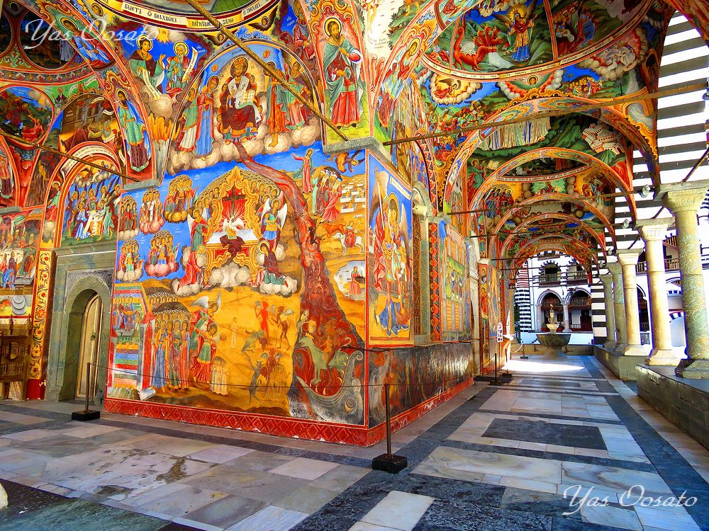 ブルガリアの世界遺産「リラ修道院」で必見の絶景とフレスコ画 | ブルガリア | トラベルjp 旅行ガイド