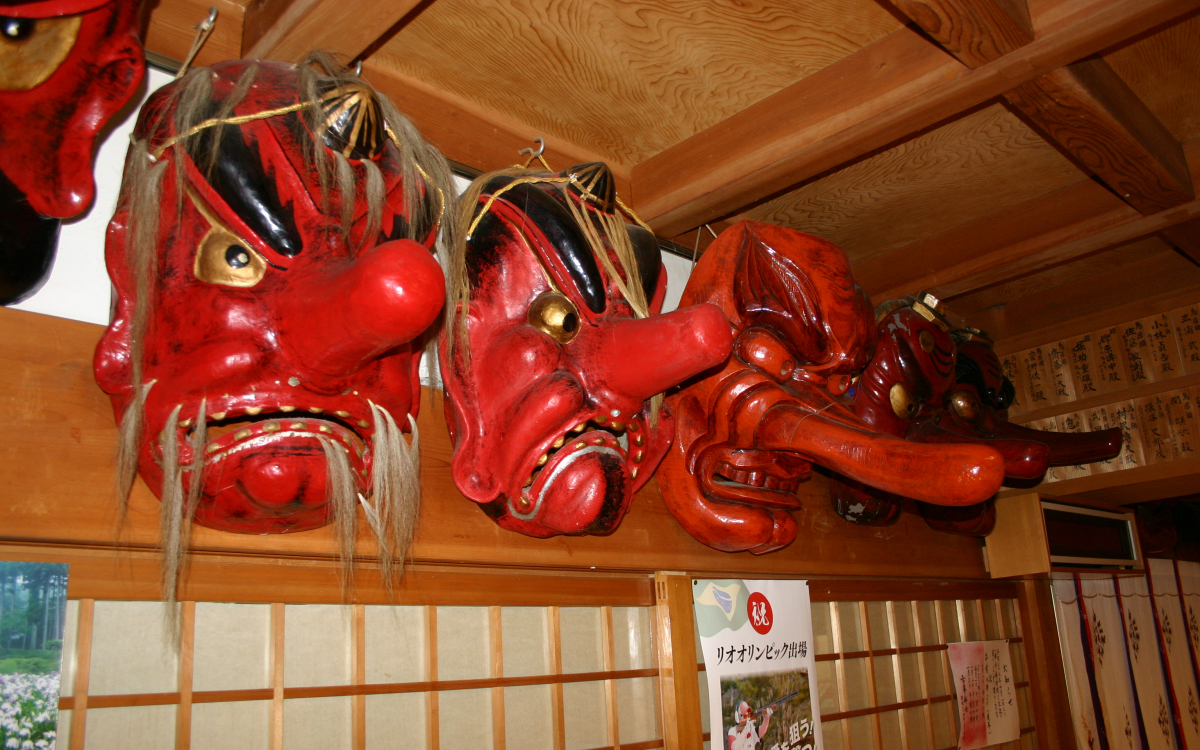 天狗だらけ!?栃木県鹿沼市「古峯神社」は日光との関わりも深い山奥の古