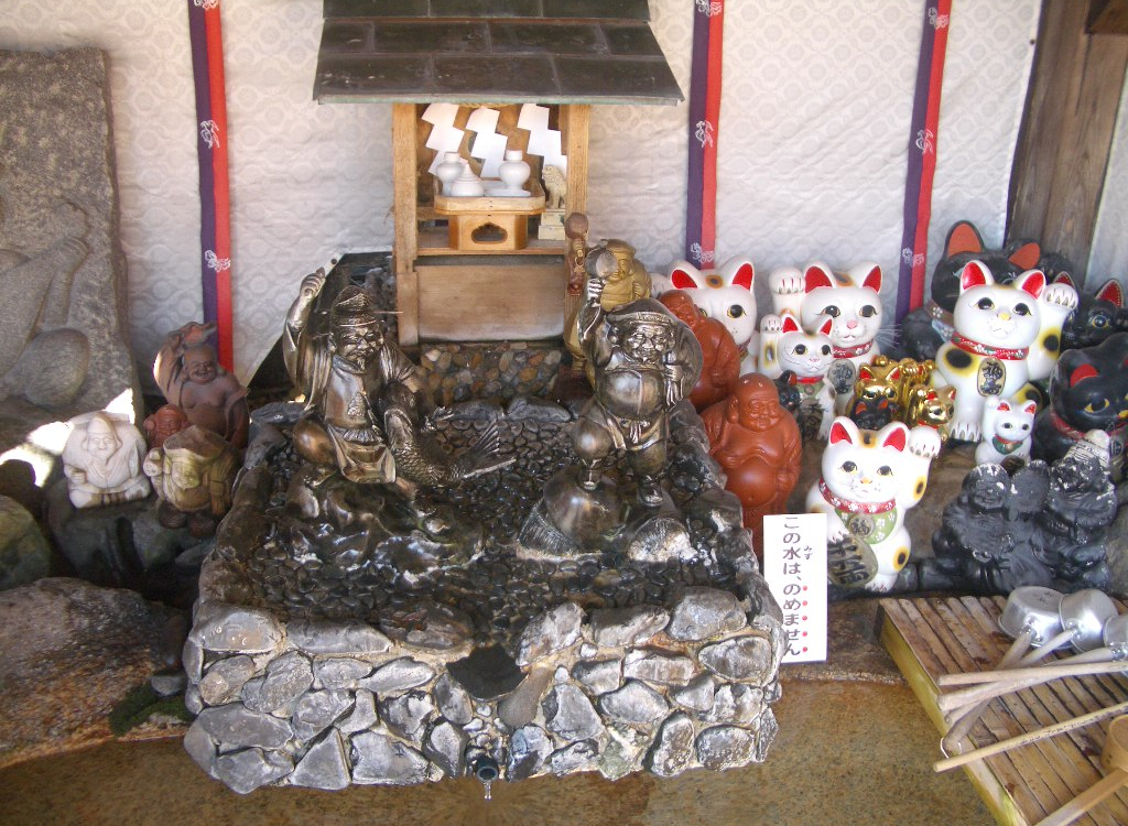 名古屋で銭洗い体験！「金神社」で金運招福・福徳円満を祈願 | 愛知県