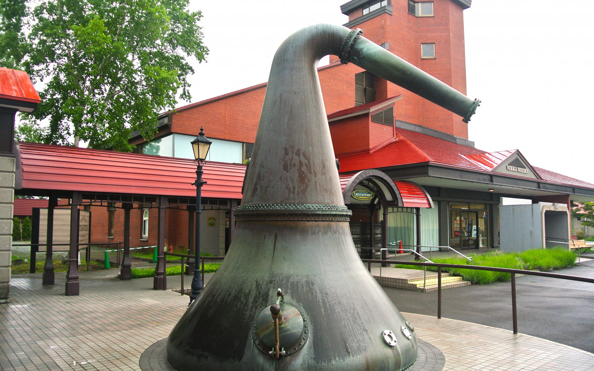 予約なしでも楽しめる！北海道「余市蒸溜所」見学自由な3施設 | 北海道