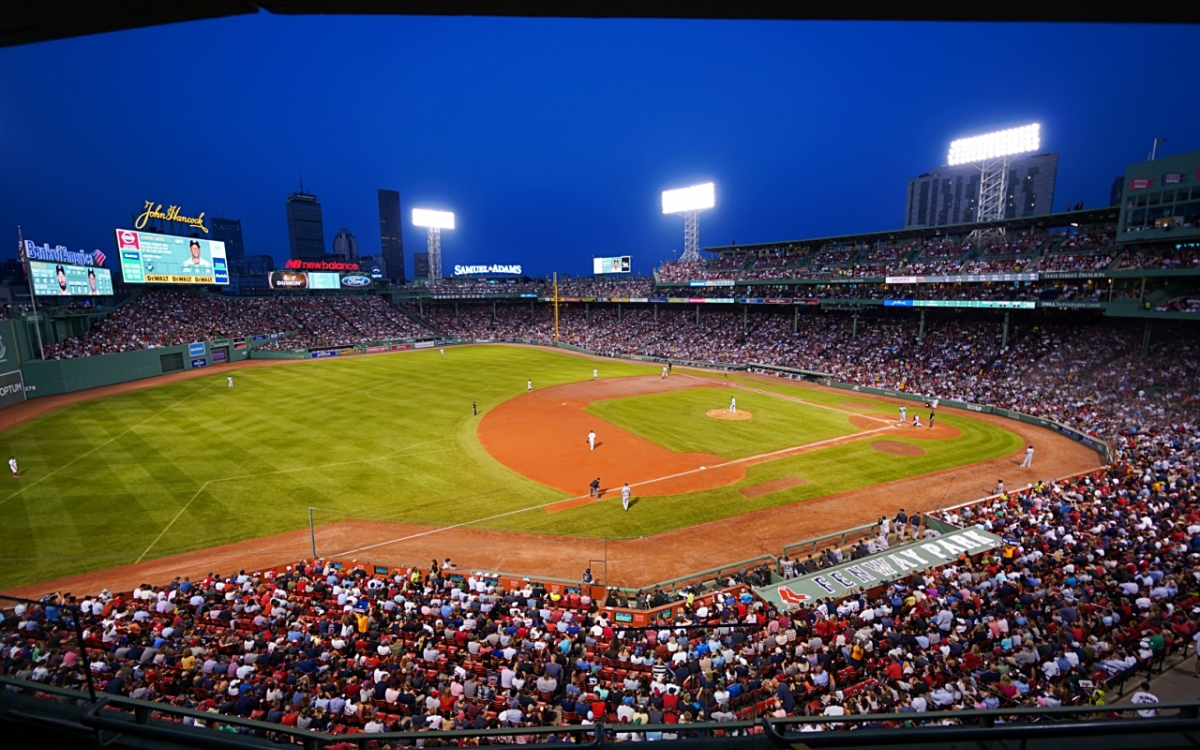 歴史ある「フェンウェイパーク」でボストンレッドソックス観戦