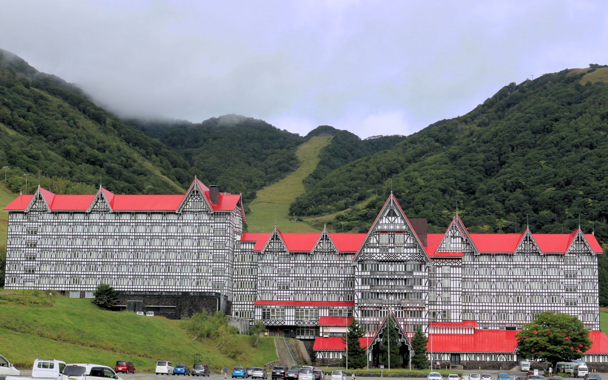 北アルプスのメルヘンチックなホテル、長野「ホテルグリーンプラザ白馬