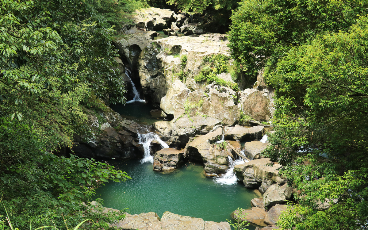 轟音の滝 日本語 3枚セット 0269p.jpg