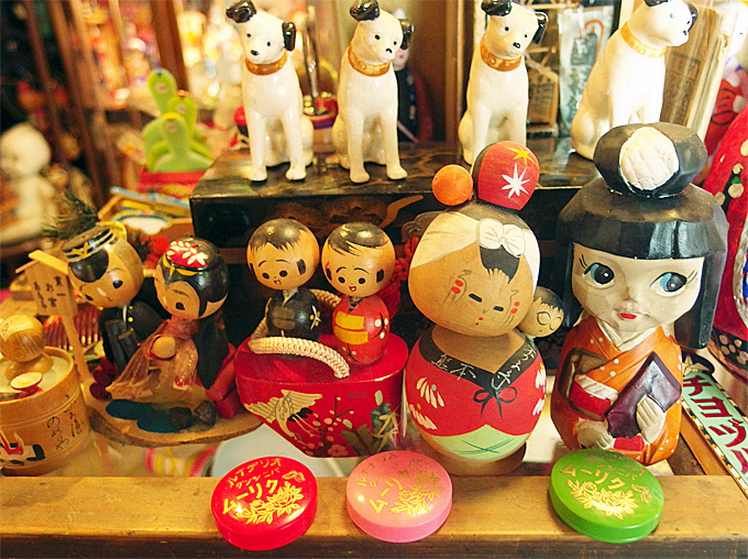 怪し懐かし可愛い京都！大人女子が夢中の昭和レトロ雑貨店4選 | 京都府