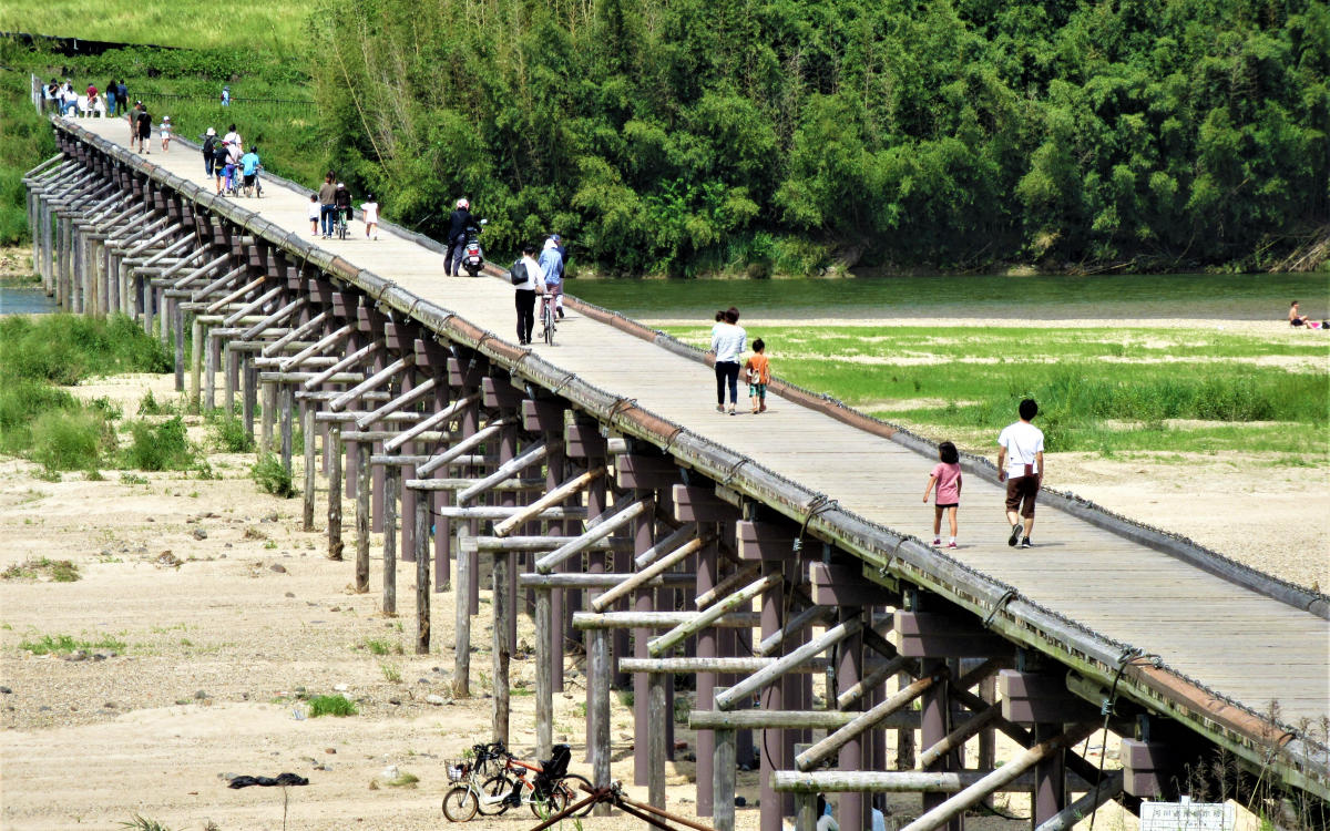 流されてもまた復活!?京都府八幡市の「上津屋橋（流れ橋）」 | 京都府