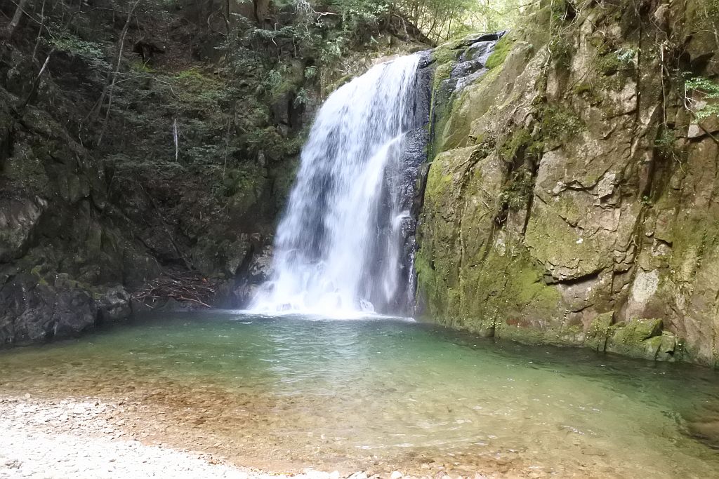 神なる滝の上流へ！「那智の滝 神秘ウォーク」は究極の聖域を歩く