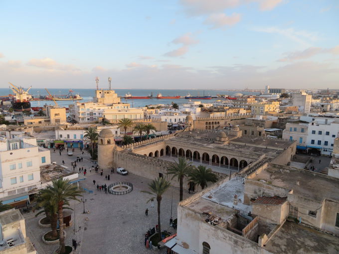 �`���j�W�A�ł͂ǂ��ŗ��ւł���H