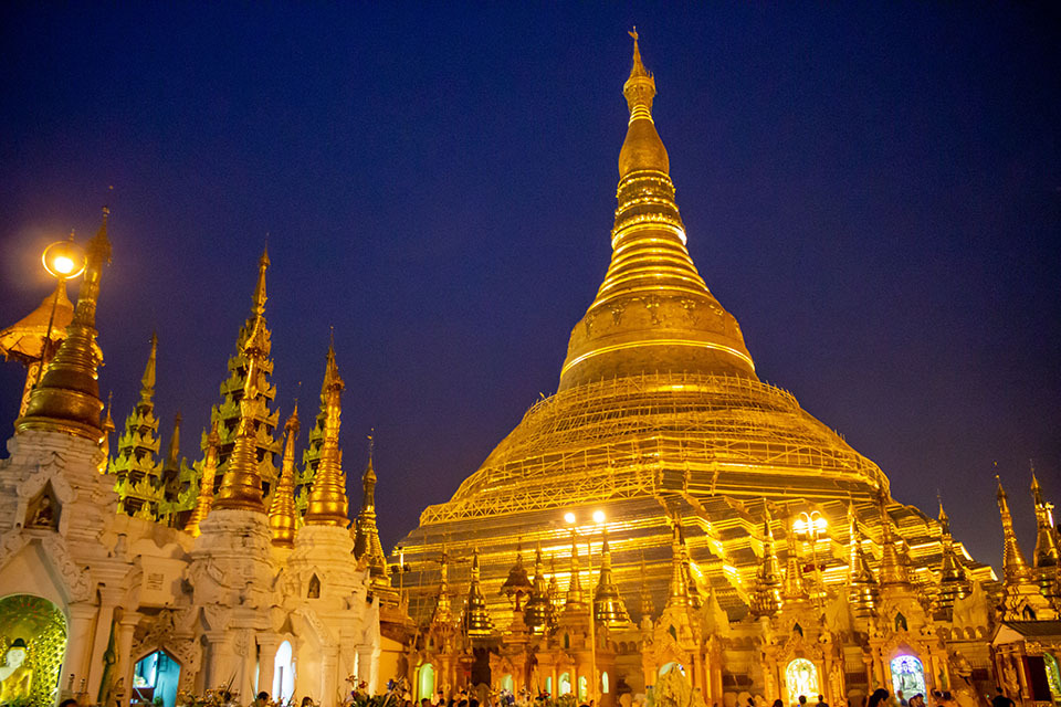 �g�ѓd�b��Ђ̊C�O�p�P�b�g�T�[�r�X�́H