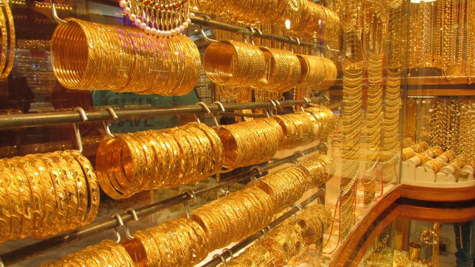 ���[�g�͂ǂ̂��炢�H�h�o�C�̒ʉ݂ɂ���