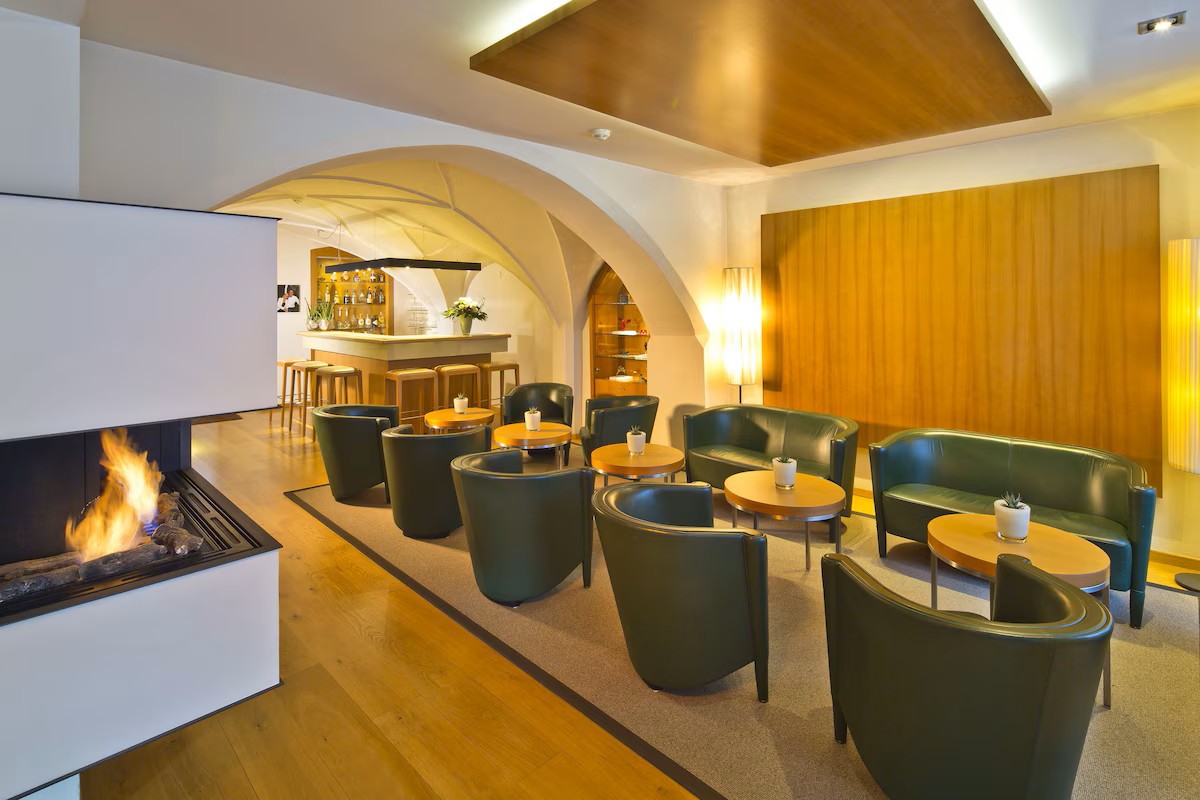 9��-�z�e�� �}�L�V�~���A�� �V���^�b�g�n�E�X �y���c