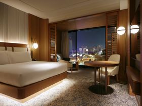 横浜で夜景を一望できるホテル18選 窓から絶景をひとり占め！