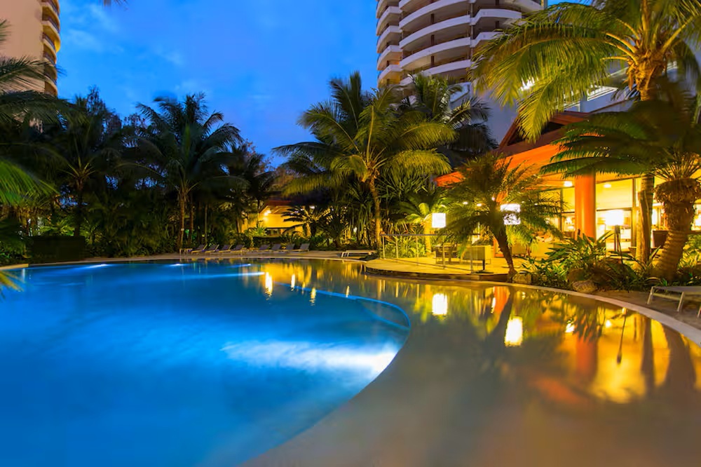 5�D���}�_ �z�e�����X�C�[�c �k���A�i�O�����h�e�[�����j