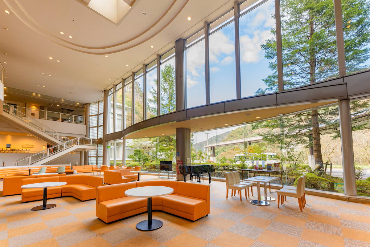 9�D��]�ˉ��򕨌� ���R�O�����h�z�e��