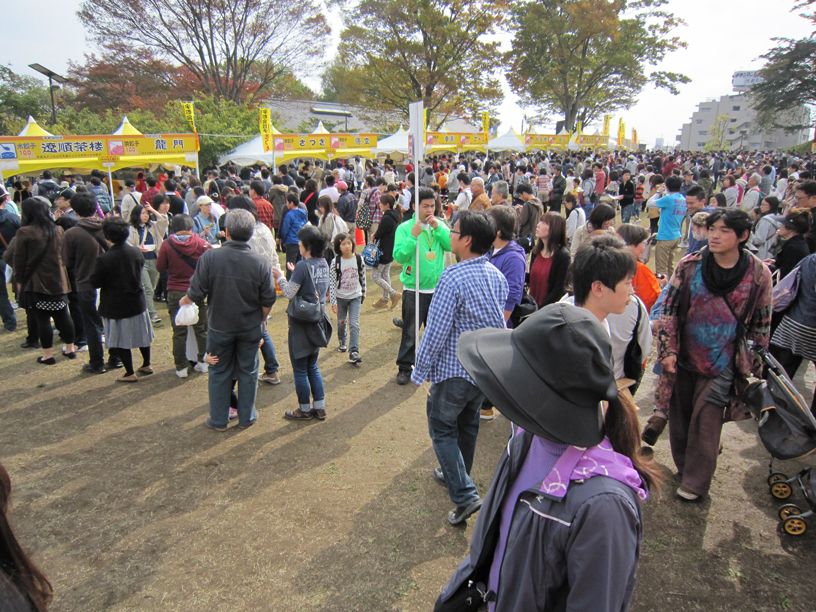 日本最大級の餃子の祭典「宇都宮餃子祭り」