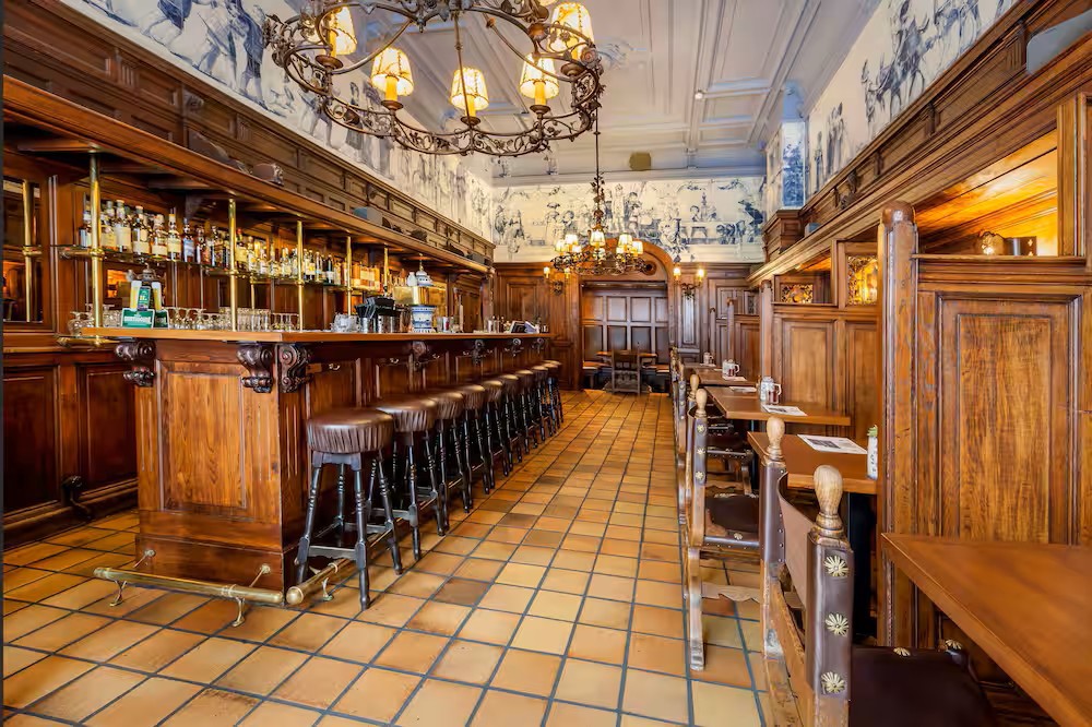 4�D�f�B �|�[�g �t�@�� �N���[�t �z�e��