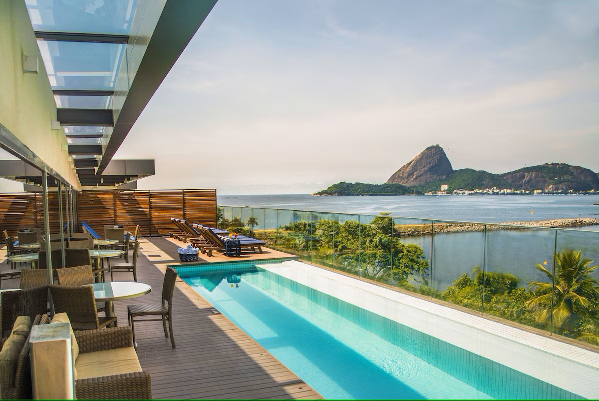 8��-�v���f�B�W�[ �T���g�X �f������ �o�C �E�B�b�V��