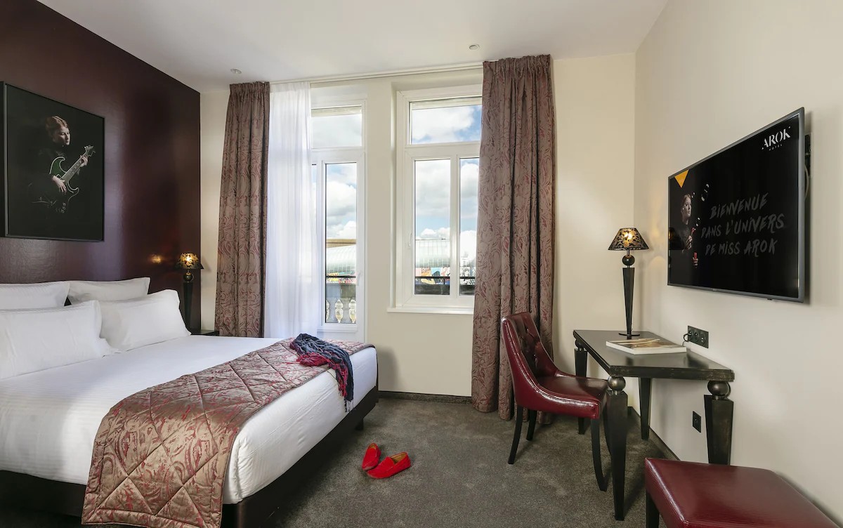 8��-�I�e�� �A���b�N