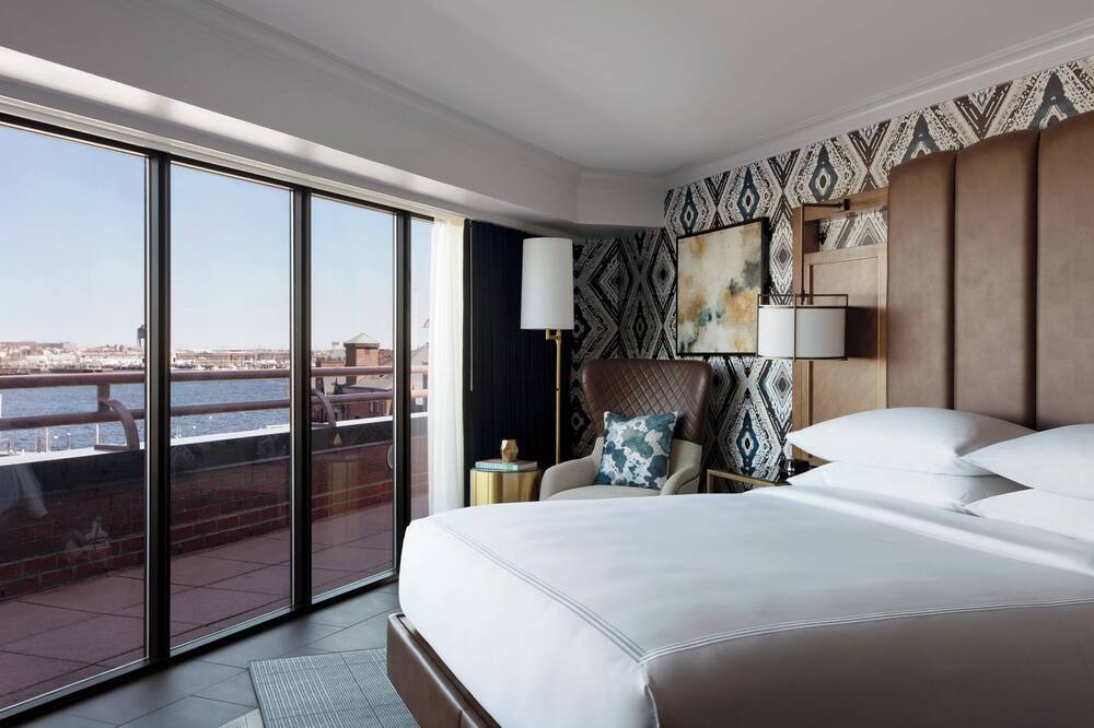 9��-�{�X�g���E�}���I�b�g�E�����O�E���[�t