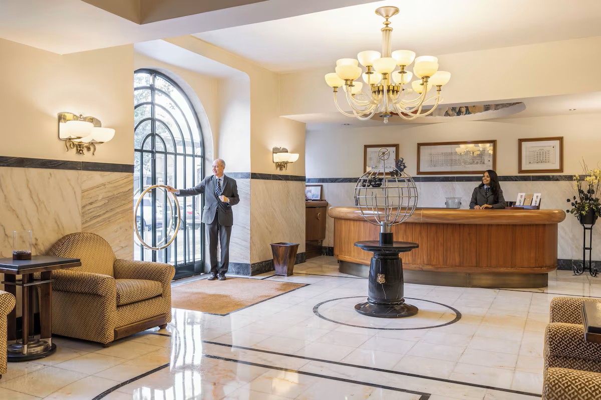 2��-�z�e�� �u���^�j�A �A�[�g �f�R ���X�{�� �w���e�[�W �R���N�V����