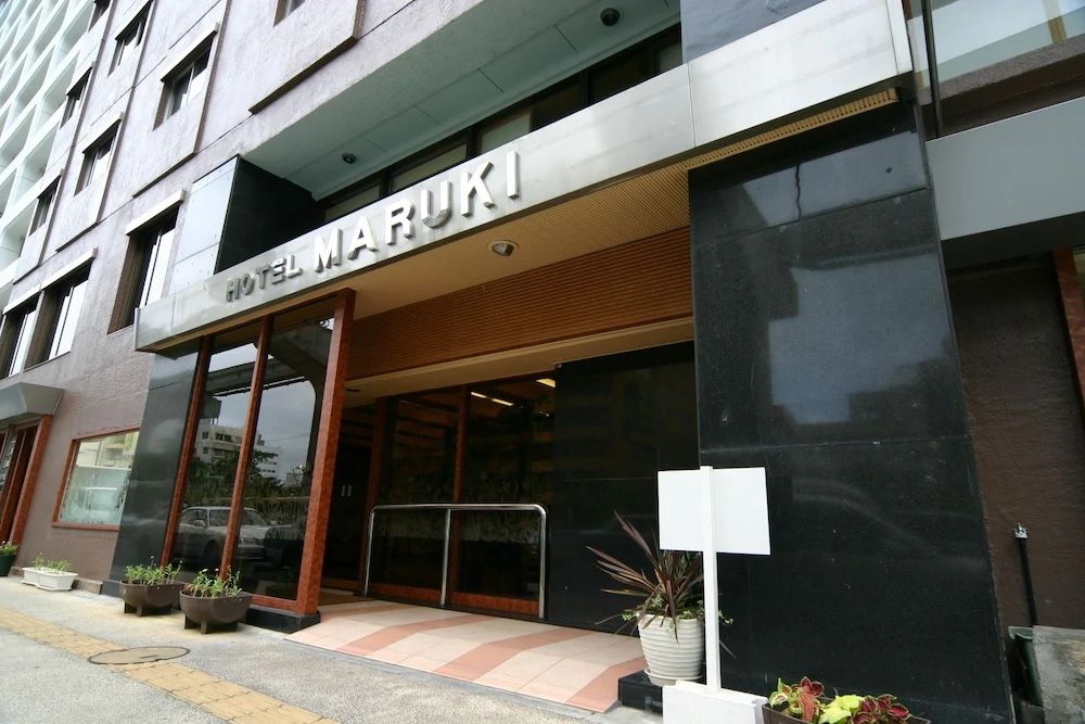 1DHOTEL MARUKI
