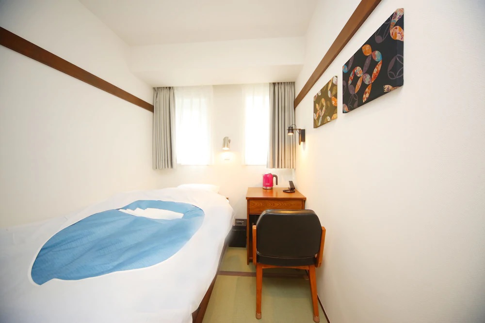 �A�����ɂ������߂̏a�J�̃z�e��8�I �����ŏA�E�������w������K���I