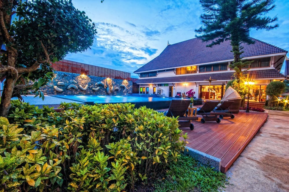 8��-�i�b�N �i�J�� �z�e��