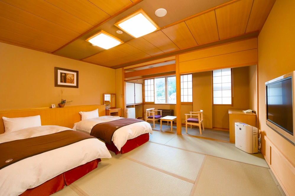 Go To �g���x���L�����y�[���̊����z���V�~�����[�V����