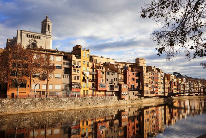 魅力あふれるバルセロナ郊外3つの県へワンデイトリップ！