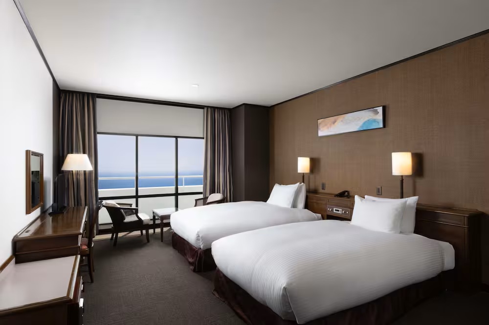 14�D�����L���[�����m�y�����]�[�g���X�p�^���|�S