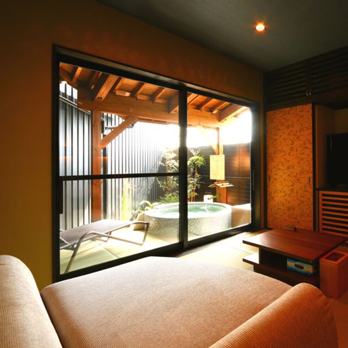 8�D���R���� ��c���^�R���s