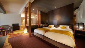 ɓŃfC[XI߃zeE10I Cm̂I̋LTlC