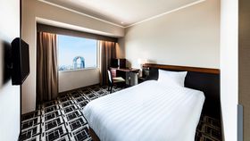 �䕼���w�ɃA�N�Z�X�֗��I�������߃r�W�l�X�z�e��10�I�̋L���T���l�C��