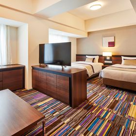 ���R���������̐X�w�ɃA�N�Z�X�֗��I�������߃r�W�l�X�z�e��10�I�̋L���T���l�C��