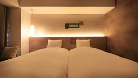 �O��w�ɃA�N�Z�X�֗��I�������߃r�W�l�X�z�e��10�I�̋L���T���l�C��