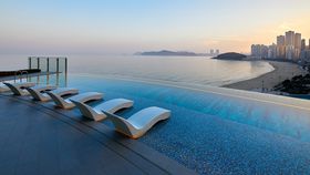 R̍ze7I ̃zeɃXeC̋LTlC