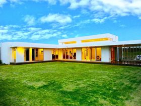�{�Ó��Ŗ������悤�IAirbnb�ŗ\��ł��邨������18�I�̋L���T���l�C��